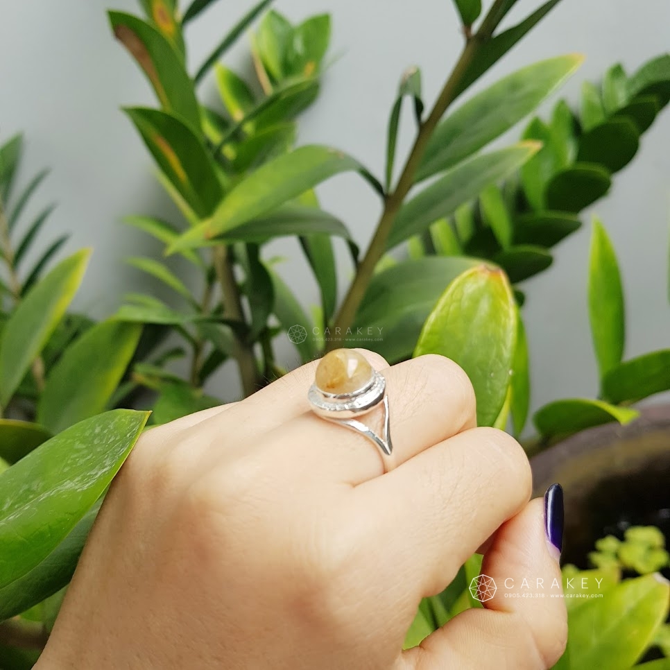 Nhẫn bạc đá thạch anh tóc vàng,