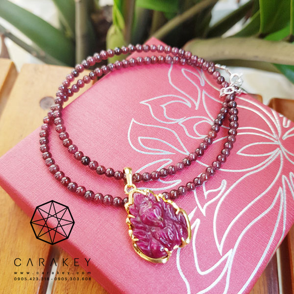 Chuỗi garnet hồ ly ruby bọc vàng, chuỗi dây chuyền đá, chuỗi dây chuyền bằng đá, chuỗi hạt đeo tay phong thủy, chuỗi hạt đá, dây chuỗi đá phong thủy, vòng hạt đá đeo tay, hạt chuỗi đá, vòng hạt đá, tràng hạt đá