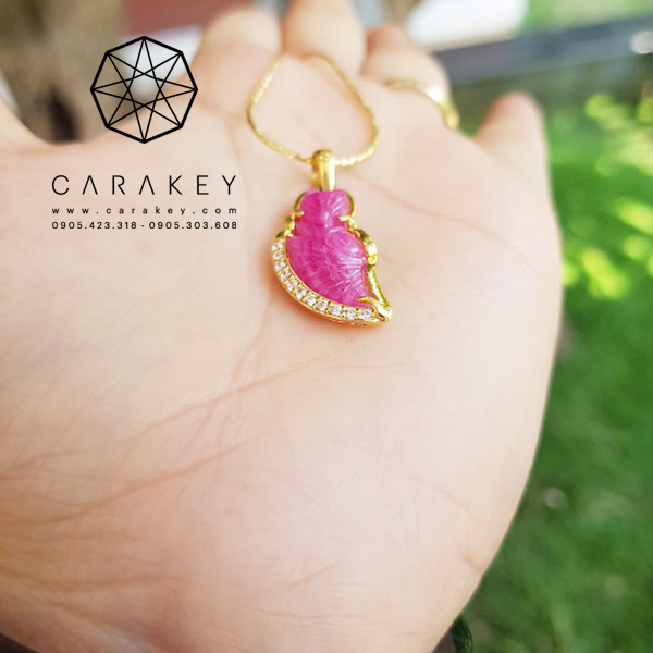 Bộ trang sức hồ ly ruby đuôi dài bọc vàng, mặt dây chuyền hồ ly đá, mặt dây chuyền hồ ly bằng đá, mặt dây chuyền hồ ly thạch anh, dây chuyền hồ ly phong thủy, mặt dây chuyền hồ ly đá phong thủy, dây chuyền hồ ly bằng đá, dây chuyền hồ ly đá thạch anh, mặt dây chuyền đá, mặt dây chuyền hồ ly đá ngọc