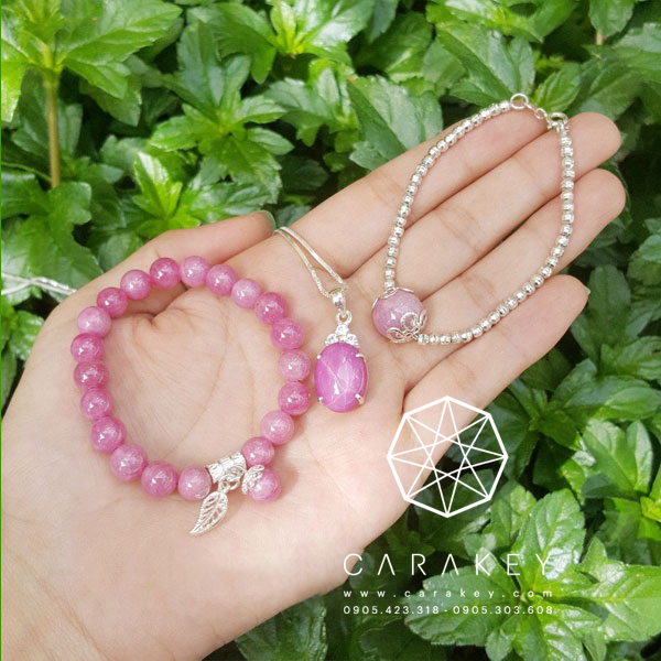 Bộ trang sức ruby