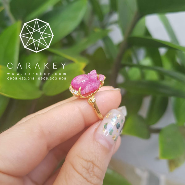 Nhẫn nhện ruby vàng 18k